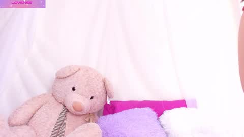 Nyra online show from January 13, 2026, 7:24 am