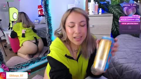 Alex   .    online show from January 8, 2025, 9:32 am