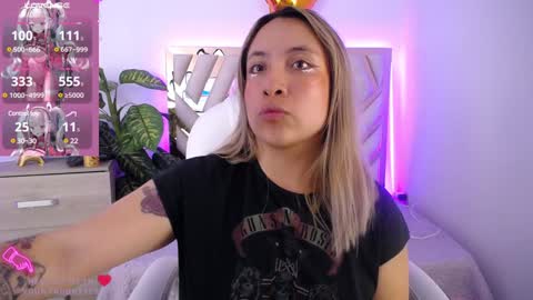 Alex   .    online show from February 4, 2025, 5:53 am