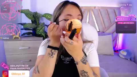 Alex   .    online show from March 6, 2025, 8:59 pm