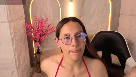 Online 800 to 1400 online show from November 11, 2025, 3:17 am