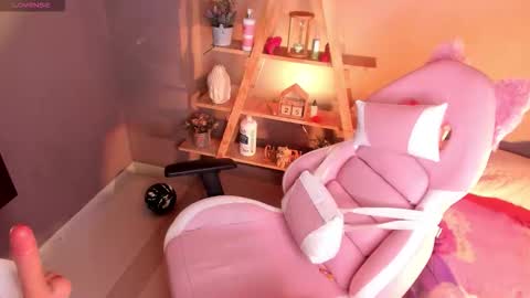 Nyx online show from November 11, 2025, 9:04 pm