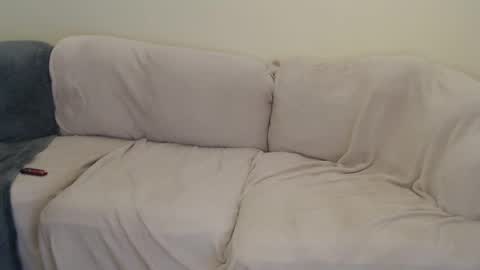 Stef  Derek online show from December 17, 2024, 11:28 am