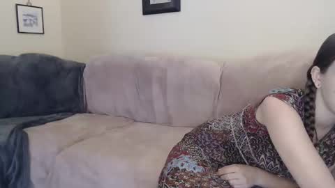 Stef  Derek online show from December 22, 2024, 2:28 am