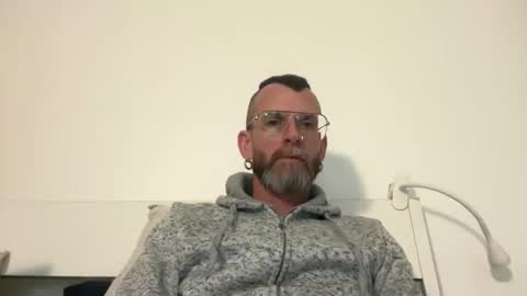 Jonathan Deep online show from November 23, 2025, 11:43 am