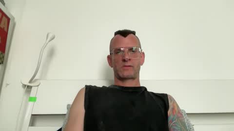 Jonathan Deep online show from April 15, 2026, 10:11 am