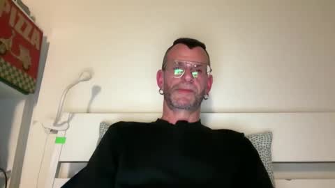Jonathan Deep online show from May 18, 2026, 7:41 pm