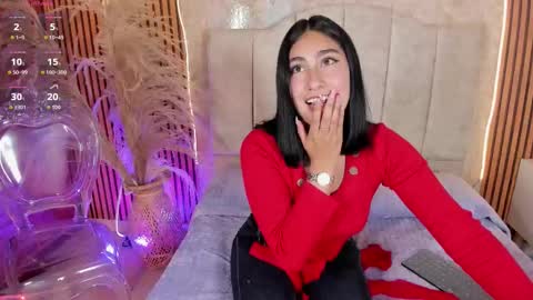 MAILY  online show from November 4, 2025, 4:28 pm