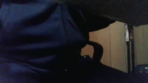 obahiro823844 online show from April 10, 2026, 7:57 am