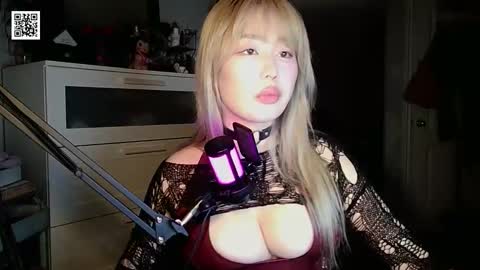 Goddess Carrie online show from April 13, 2026, 1:33 am