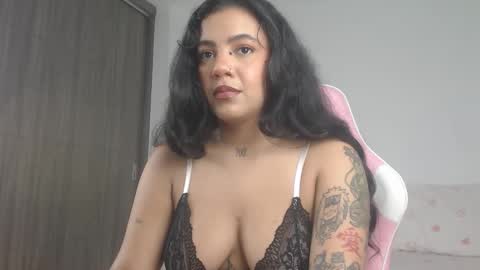 Snapshot of obeyval chatting on April 14, 2026, 7:25 am Vale online show from April 14, 2026, 7:25 am