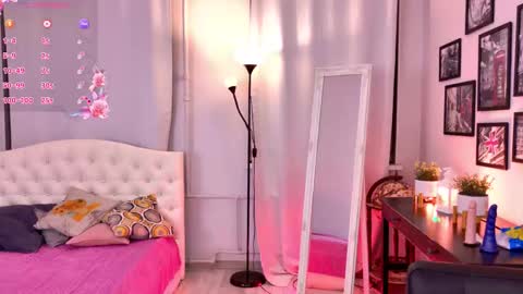 Snapshot of ocean_pleasure chatting on November 16, 2025, 8:25 pm Lana online show from November 16, 2025, 8:25 pm