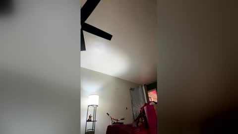 Kira online show from January 17, 2026, 7:35 am