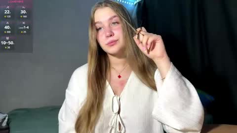 Lili online show from May 30, 2026, 2:25 pm