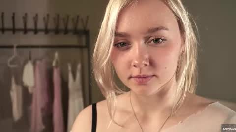 Alice online show from September 22, 2025, 7:38 pm