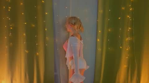 Alice online show from November 5, 2025, 7:47 pm