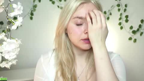 Alice online show from November 10, 2025, 8:30 pm