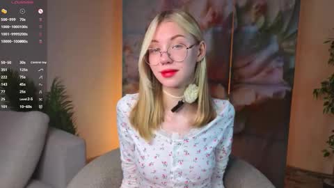 Snapshot of odelyncure chatting on February 11, 2026, 11:15 am Lynna online show from February 11, 2026, 11:15 am