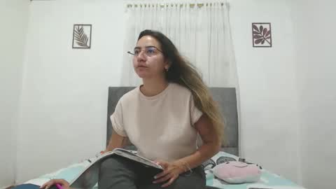 Val online show from January 7, 2026, 12:13 am