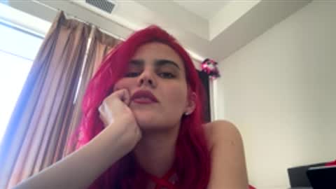 Bella online show from May 28, 2026, 9:12 pm