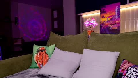 Monica online show from April 10, 2026, 3:28 pm