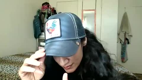 Snapshot of oglitcouple chatting on February 10, 2025, 5:09 pm Lit en Cama online show from February 10, 2025, 5:09 pm