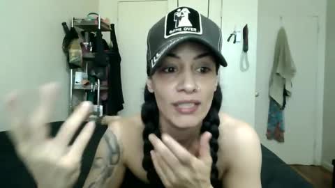Snapshot of oglitcouple chatting on September 30, 2025, 6:46 pm Lit en Cama online show from September 30, 2025, 6:46 pm