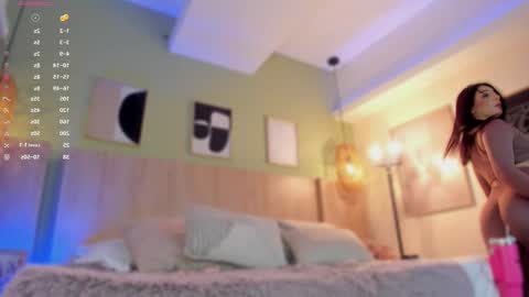 Holly online show from March 2, 2026, 11:28 am