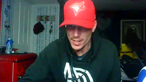 who dares  toss me some  tips lets have fun online show from November 14, 2025, 5:50 am