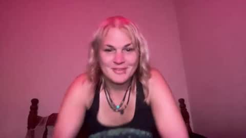 ohellesbells online show from May 28, 2026, 6:32 am