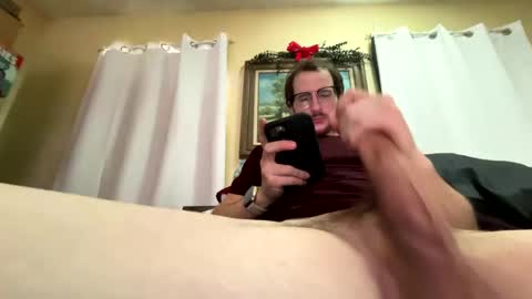 Snapshot of ohio944 chatting on December 13, 2024, 3:11 pm Dom online show from December 13, 2024, 3:11 pm