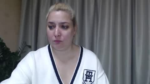 Iren online show from October 13, 2025, 6:24 am