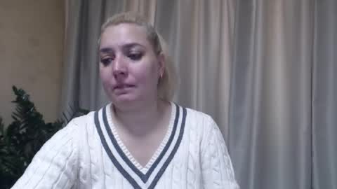 Iren online show from October 26, 2025, 6:52 am