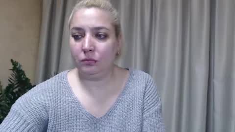 Iren online show from November 6, 2025, 7:42 am