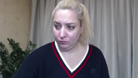 Iren online show from November 15, 2025, 7:38 am