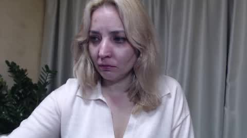 Mari online show from November 7, 2025, 4:29 pm