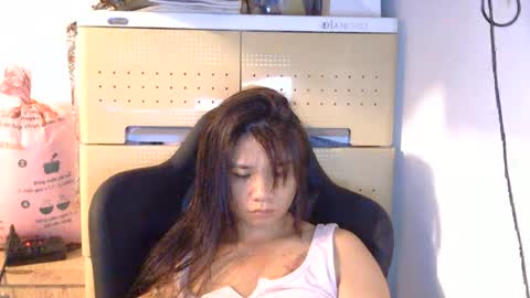 oinjer09 online show from June 18, 2026, 2:12 am