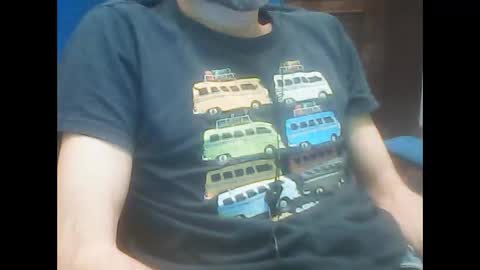 ojosverdess30 online show from November 9, 2025, 9:57 pm