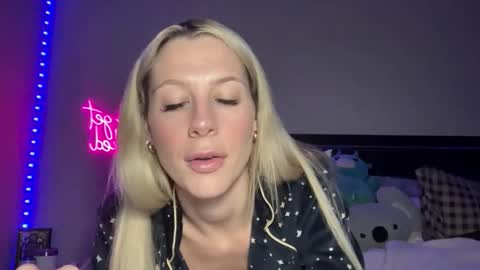 Snapshot of okchelsea chatting on October 29, 2025, 12:24 am okchelsea online show from October 29, 2025, 12:24 am