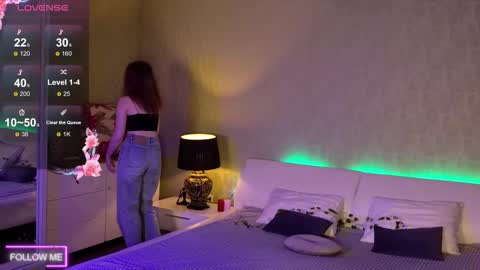 Snapshot of okii_vibes chatting on September 16, 2025, 1:01 pm Christy online show from September 16, 2025, 1:01 pm