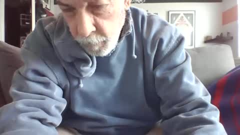 Snapshot of old_bald63 chatting on December 31, 2024, 6:13 pm old_bald63 online show from December 31, 2024, 6:13 pm