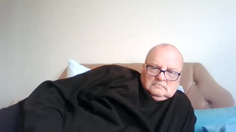 old_fkr online show from January 21, 2025, 11:13 am