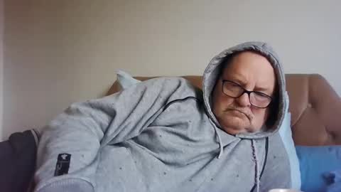 old_fkr online show from January 24, 2025, 9:39 am