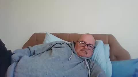 old_fkr online show from January 29, 2025, 10:48 am