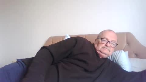 old_fkrr_ online show from October 15, 2025, 10:37 am