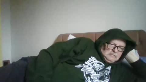 old_fkrr_ online show from December 4, 2025, 9:51 am