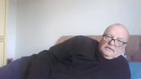 old_fkrr_ online show from December 16, 2025, 10:42 am