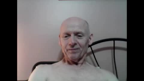 oldbuthorny62 online show from January 15, 2025, 4:47 am