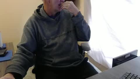 Snapshot of olderandwiser chatting on December 3, 2024, 7:22 pm Older and Wiser online show from December 3, 2024, 7:22 pm