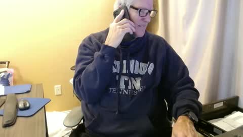 Snapshot of olderandwiser chatting on December 16, 2024, 5:22 pm Older and Wiser online show from December 16, 2024, 5:22 pm